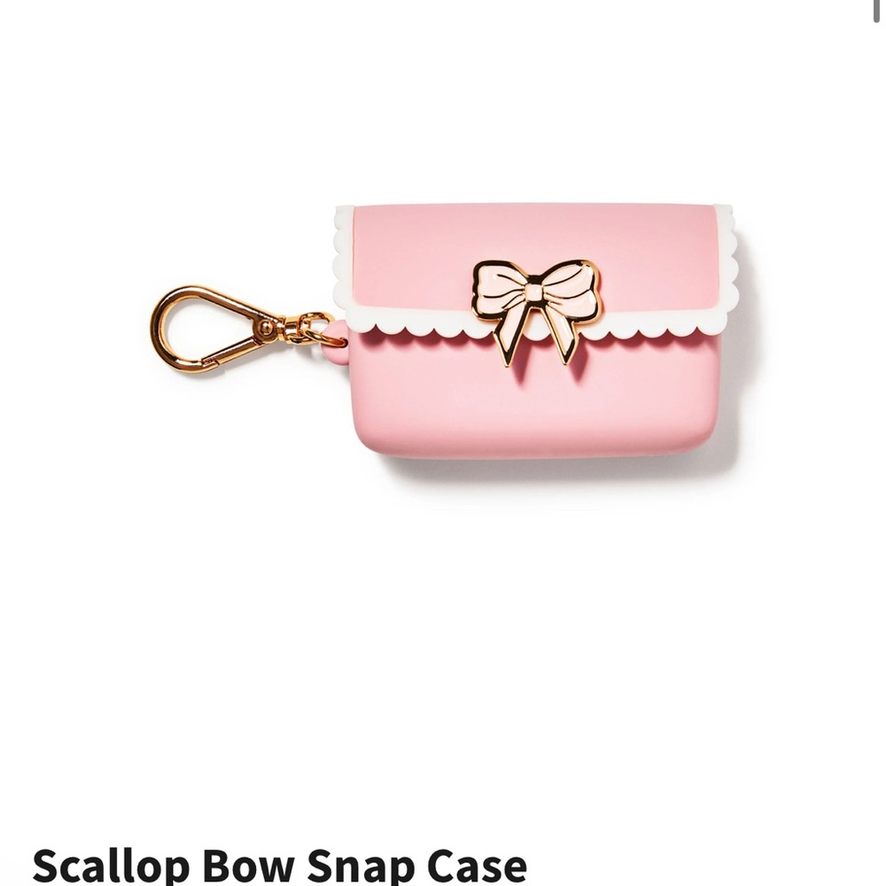 B&BW Pink Scallop Bow Snap Case